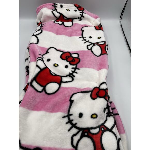 Hello Kitty Silk Touch Throw Bows And Stripes 50"x70" New With Tags - Picture 5 of 5